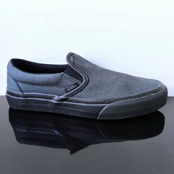 Vans Women's Classic Slip-On "Made for the Makers 2.0" Canvas in Special Color - Picture 1 of 13